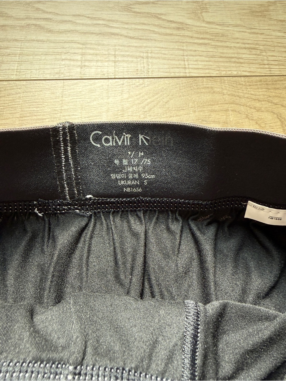 Calvin Klein Men’s Microfiber Stretch Steel Low Rise Trunk Underwear Like New - Picture 5 of 7